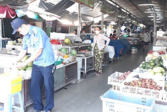 Đà Nẵng bình ổn giá cả thị trường, nhất là đối với những hàng hóa, dịch vụ tiêu dùng thiết yếu của người dân trong phòng chống dịch bệnh Covid-19...