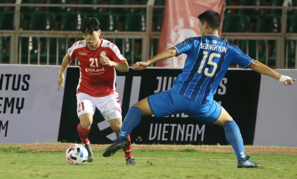 Báo Thái hào hứng khi Buriram United tái ngộ Công Phượng tại AFC Champions League - 2 Báo Thái hào hứng khi Buriram United tái ngộ Công Phượng tại AFC Champions League - 2
