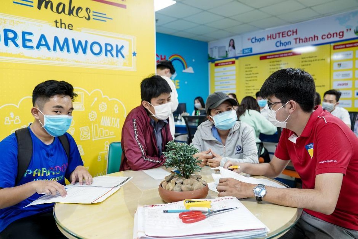 Xét tuyển đại học 2022: Cơ hội đặt vé sớm từ 15/2 với phương thức xét tuyển học bạ - 3 Xét tuyển đại học 2022: Cơ hội đặt vé sớm từ 15/2 với phương thức xét tuyển học bạ - 3