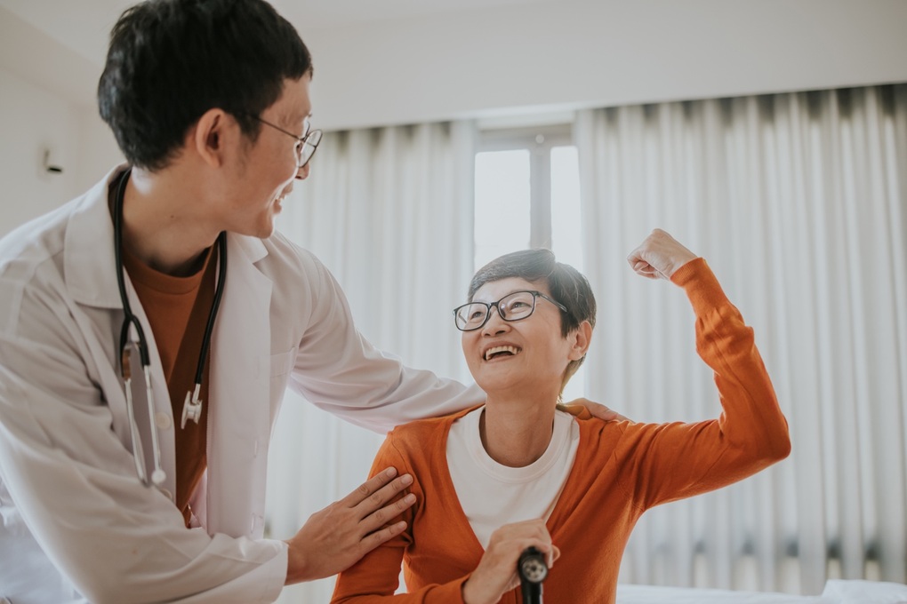 FWD ra mắt gói chăm sóc sức khỏe hậu chi trả quyền lợi bảo hiểm - 2 FWD ra mắt gói chăm sóc sức khỏe hậu chi trả quyền lợi bảo hiểm - 2