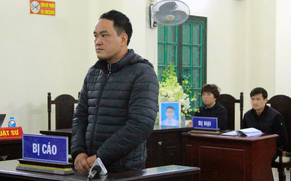 Hà Nội: Phạt tù tài xế xe rác chạy vào giờ cấm, đâm học sinh lớp 8 tử vong - 1 Hà Nội: Phạt tù tài xế xe rác chạy vào giờ cấm, đâm học sinh lớp 8 tử vong - 1