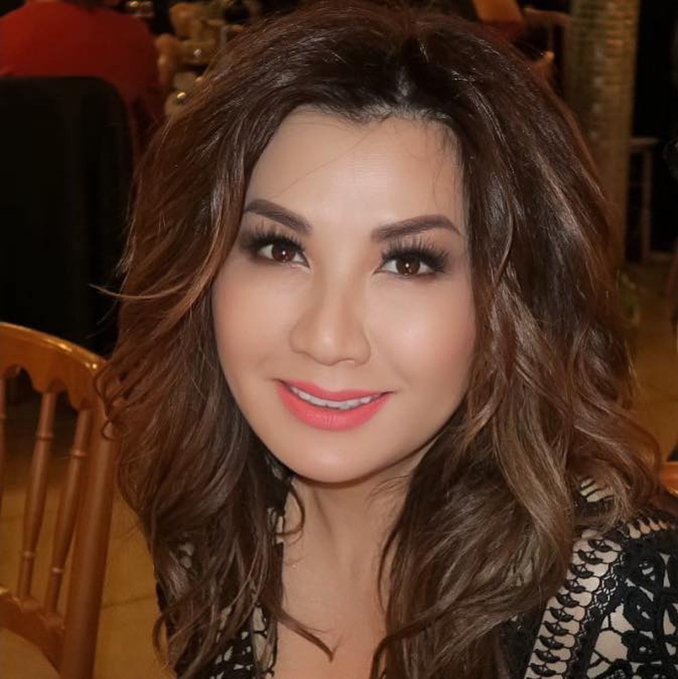 Đi siêu thị mùa dịch, vợ cũ Bằng Kiều hốt hoảng vì giấy vệ sinh bị gom sạch - 1 Đi siêu thị mùa dịch, vợ cũ Bằng Kiều hốt hoảng vì giấy vệ sinh bị gom sạch - 1