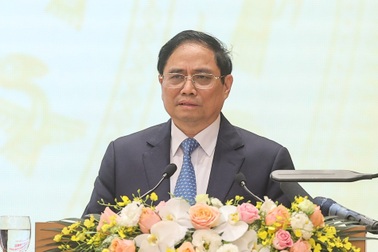 Thủ tướng: Phấn đấu năm 2022 chiến thắng dịch bệnh