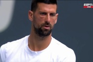 Djokovic bị đau mắt khi thi đấu chung kết Miami Open 2025