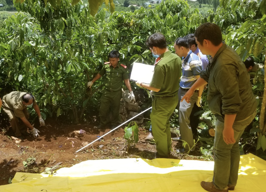 Thi thể không đầu và hành trình mò kim đáy bể truy tìm kẻ sát nhân - 2 Thi thể không đầu và hành trình mò kim đáy bể truy tìm kẻ sát nhân - 2