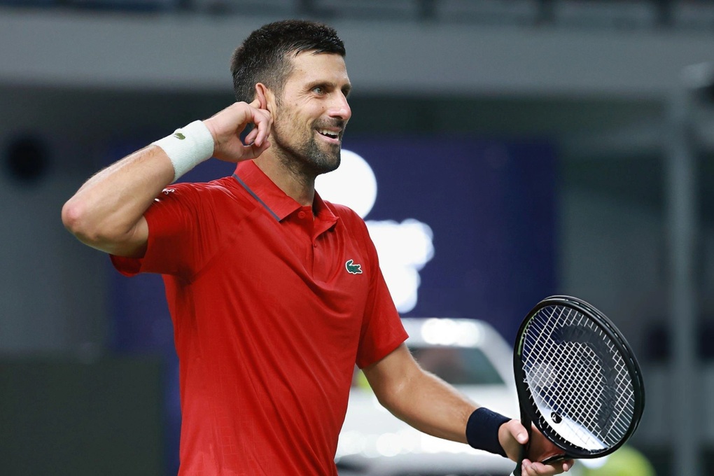 조코비치, 부상 극복하고 상하이 마스터스 준결승 진출 - 1 Djokovic vượt qua chấn thương, tiến vào bán kết Thượng Hải Masters - 1