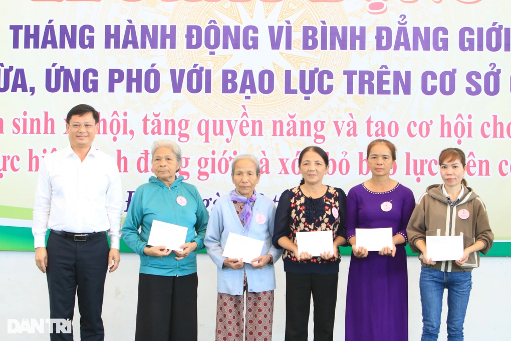 Hướng đến một xã hội tiến bộ, bình đẳng và phát triển bền vững - 3 Hướng đến một xã hội tiến bộ, bình đẳng và phát triển bền vững - 3