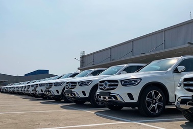 Mười năm liên tục giảm thuế, chờ thời chơi xe BMW, Mec giá rẻ