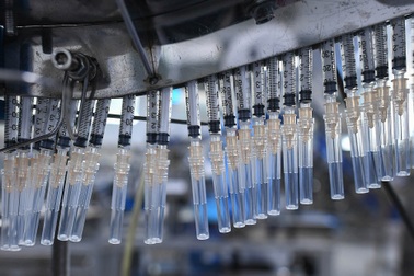 Quy trình sản xuất 150 triệu bơm tiêm trong chiến dịch tiêm chủng quốc gia