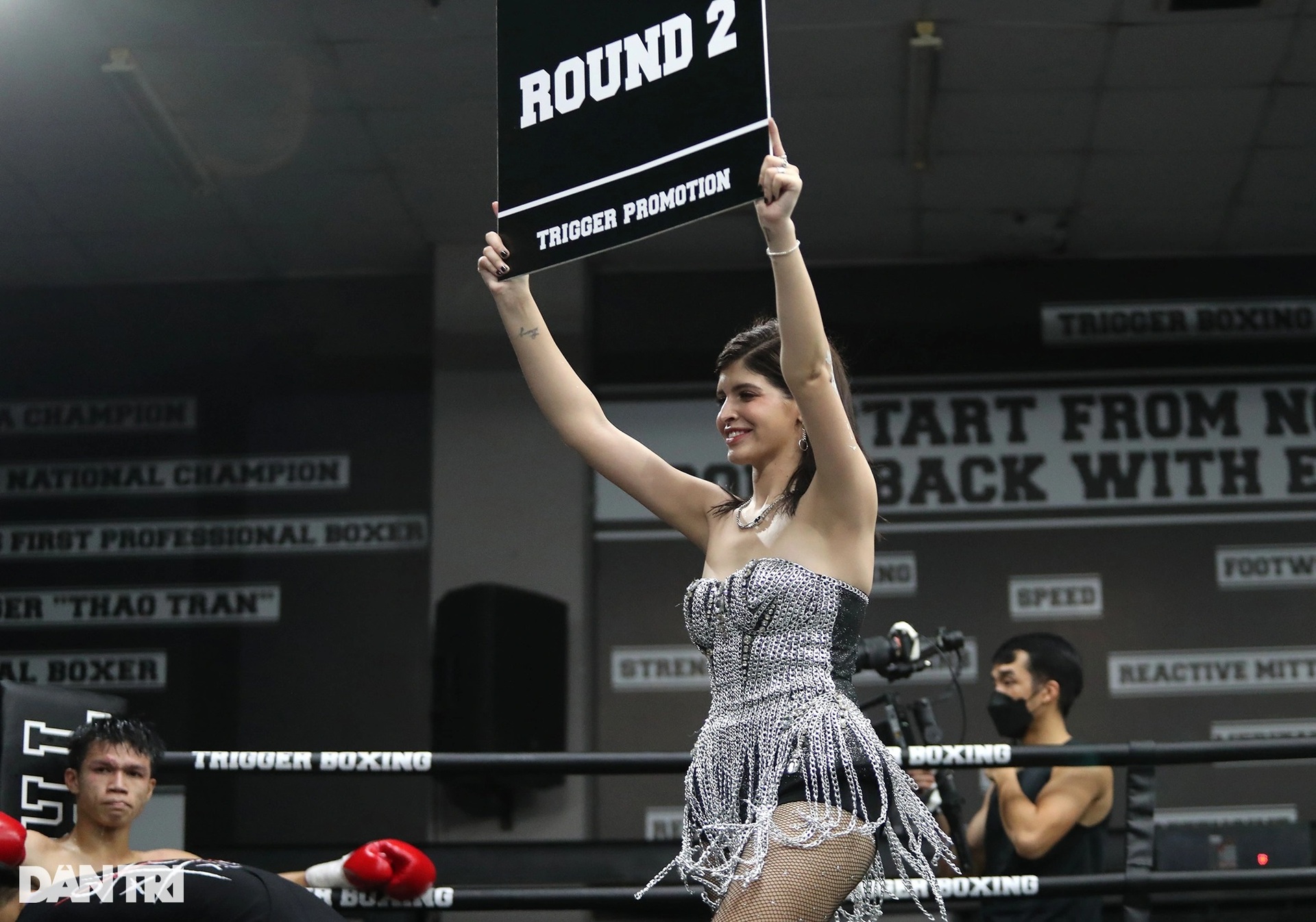 Nhà vô địch WBC châu Á Trần Văn Thảo hạ knock-out tay đấm Thái Lan - 7