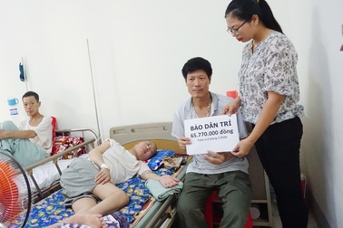Chàng kỹ thuật viên hình ảnh bị u não được giúp đỡ hơn 200 triệu đồng
