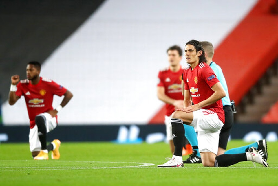 Man Utd 1-3 PSG: Neymar lập cú đúp, Fred bị đuổi - 15 Man Utd 1-3 PSG: Neymar lập cú đúp, Fred bị đuổi - 15