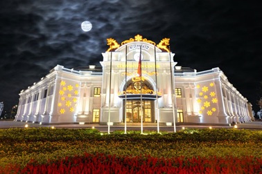 Khai trương trung tâm ẩm thực, hội nghị và giải trí Almaz tại Vinhomes Riverside