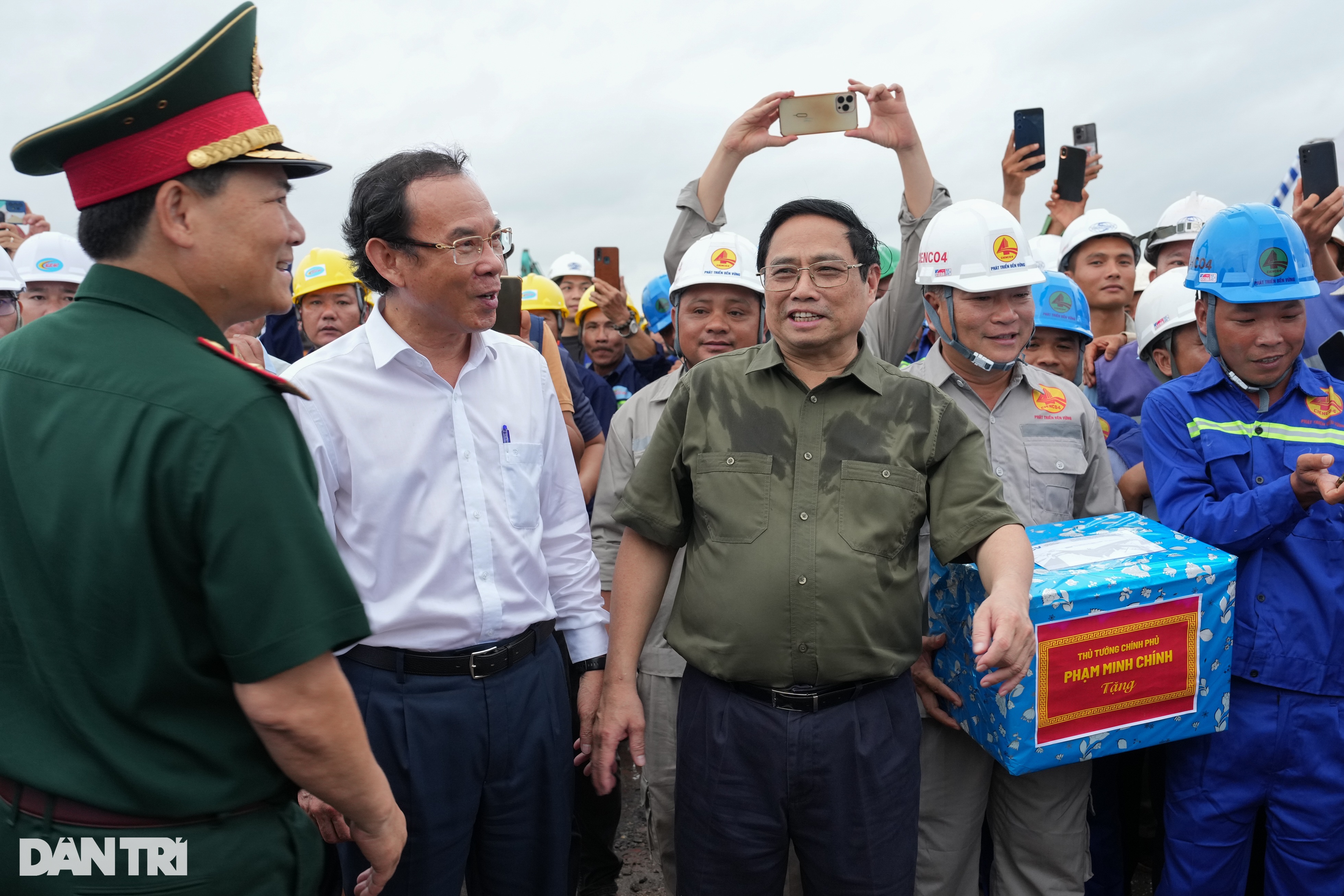 Công nhân, kỹ sư háo hức ngày khởi công nhà ga sân bay lớn nhất Việt Nam - 13