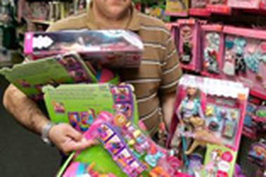 Châu Âu dọa cấm nhập khẩu hàng Trung Quốc