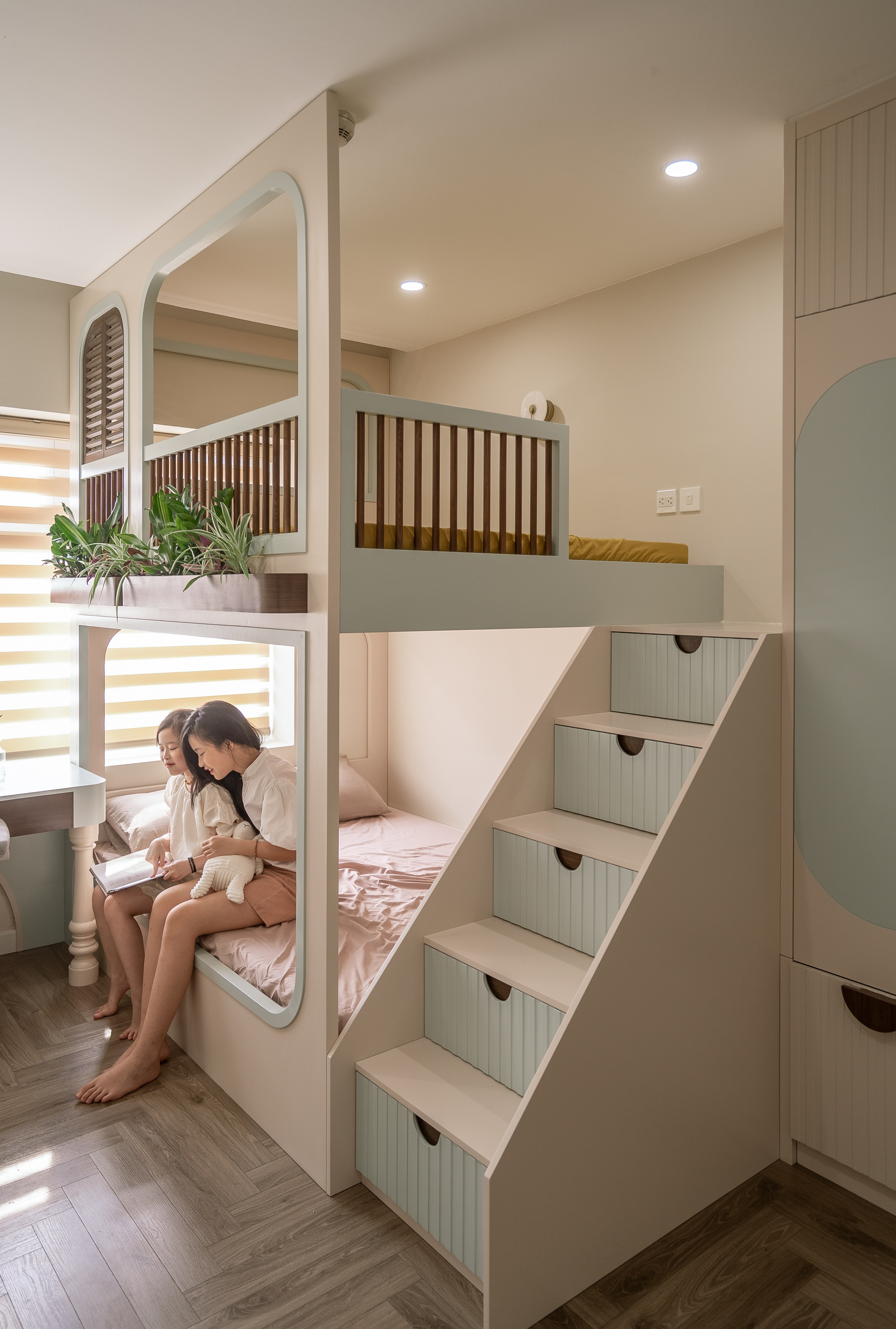 View - Vợ chồng ở Hà Nội chi 600 triệu đồng cải tạo nhà đã xuống cấp 10 năm | Báo Dân trí