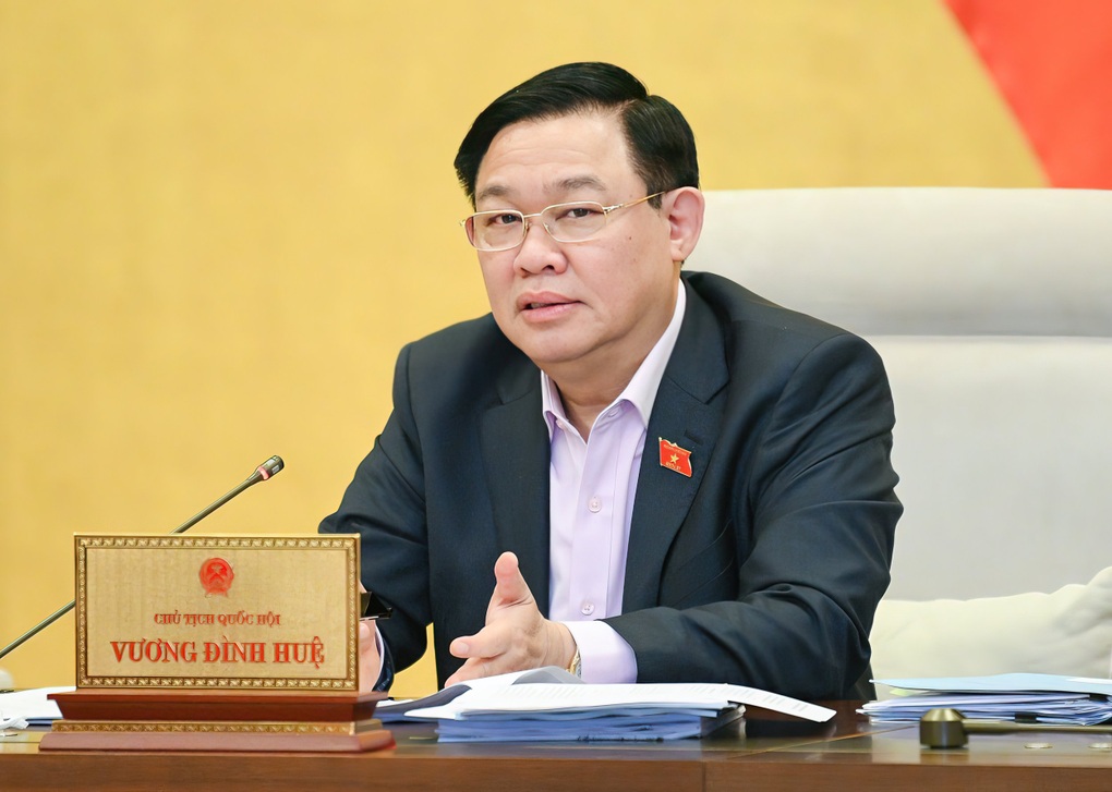 Giá khám chữa bệnh mù mờ thì càng tự làm khó mình - 1 Giá khám chữa bệnh mù mờ thì càng tự làm khó mình - 1