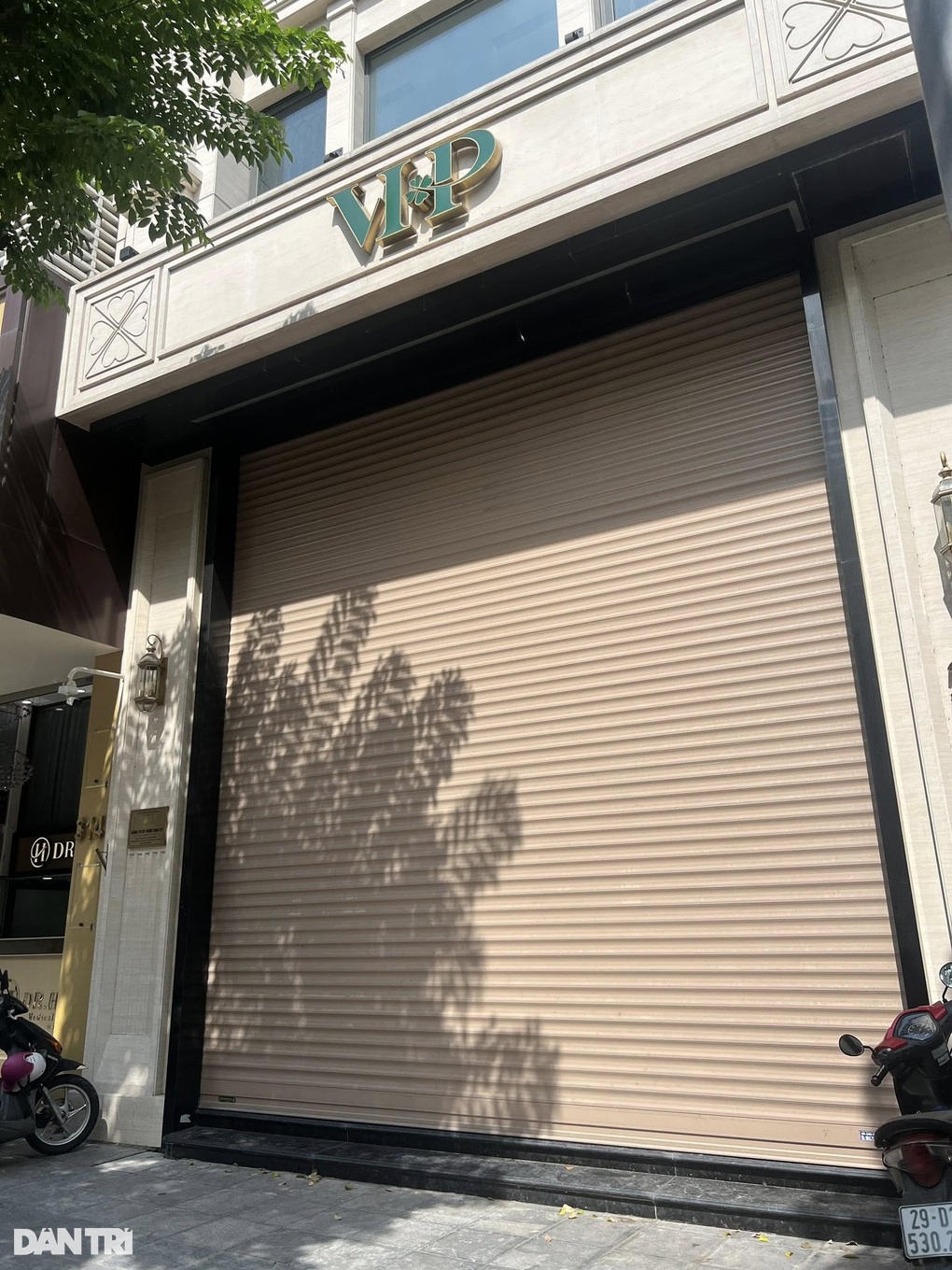Cửa hàng ở Hà Nội của TikToker Vũ Hồng Phúc “Cún Bông vắng khách - 2