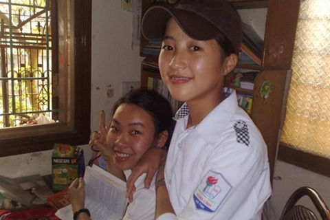 Cô thủ khoa giỏi làm kẹo Cu Đơ