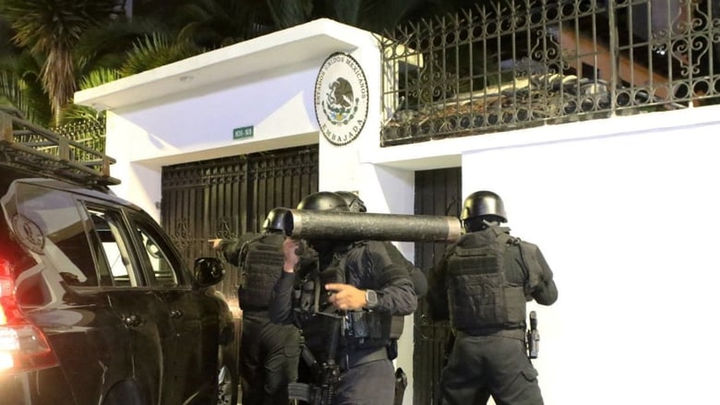 Ecuador hứng chỉ trích vì đột kích sứ quán Mexico, 2 nước cắt quan hệ - 1 Ecuador hứng chỉ trích vì đột kích sứ quán Mexico, 2 nước cắt quan hệ - 1