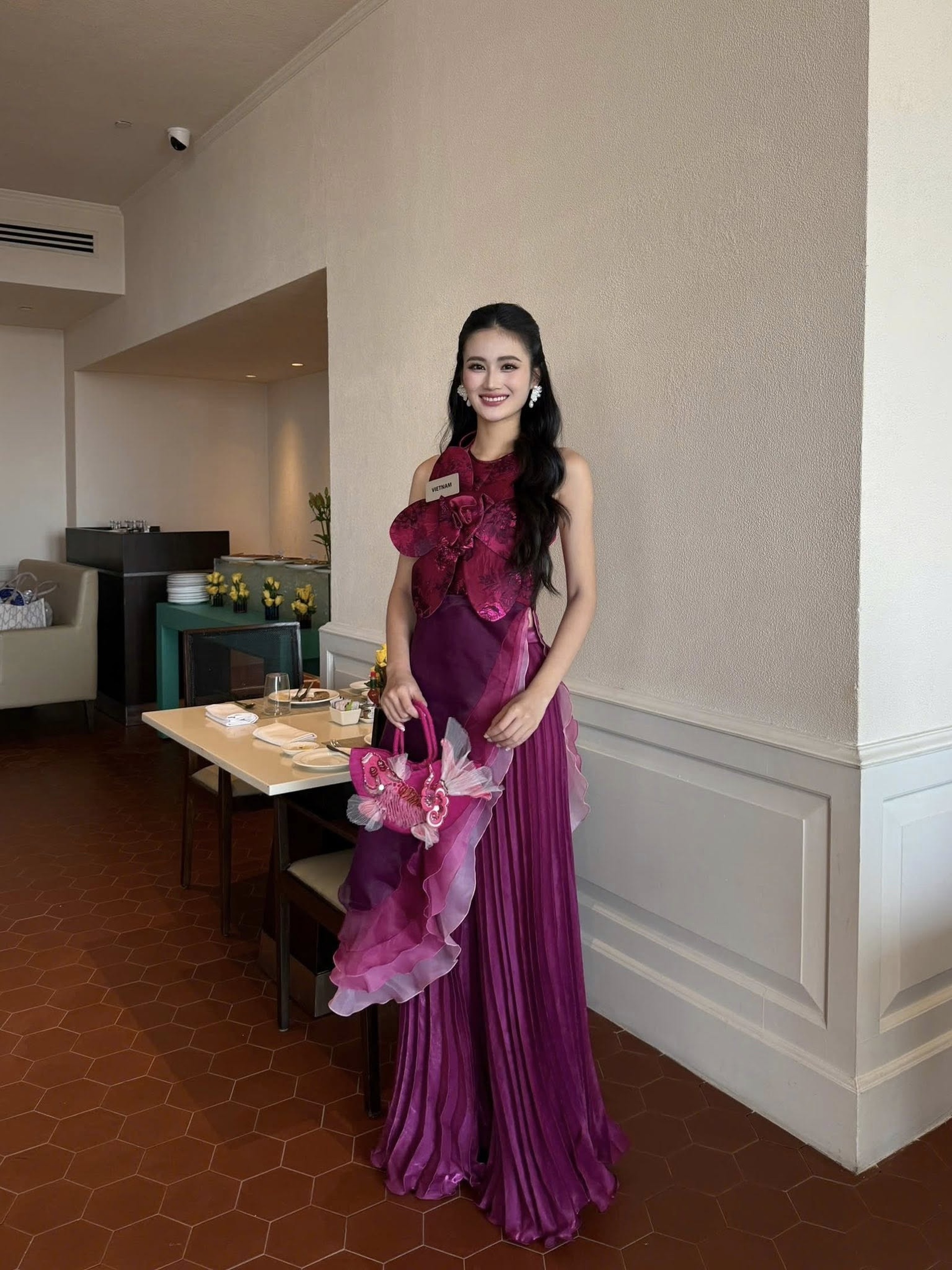Hoa hậu Ý Nhi mang điệu nhảy từng gây tranh cãi tới Hoa hậu Thế giới - 6 Hoa hậu Ý Nhi mang điệu nhảy từng gây tranh cãi tới Hoa hậu Thế giới - 6