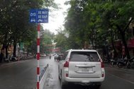 Hà Nội: Còn nhiều “lỗi” trong việc phân làn đường