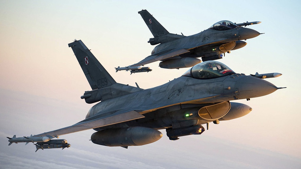 Quốc gia NATO nêu điều kiện cấp tiêm kích "sát thủ" F-16 cho Ukraine | Báo  Dân trí