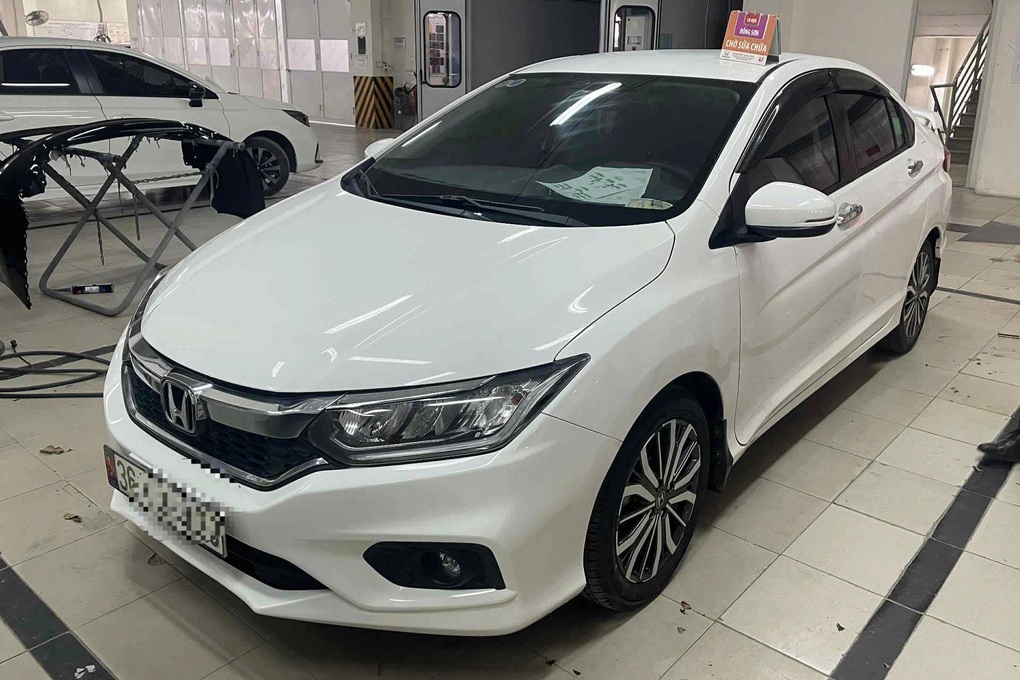 Tài xế xe cứu trợ xin lỗi chủ ô tô con sau lùm xùm đền 100 triệu đồng - 1 Tài xế xe cứu trợ xin lỗi chủ ô tô con sau lùm xùm đền 100 triệu đồng - 1