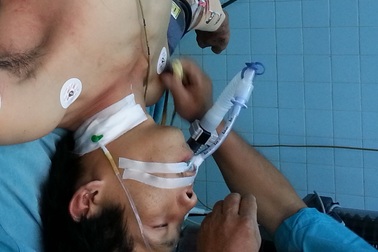 Vác mã tấu đến nhà cậu ruột trả thù