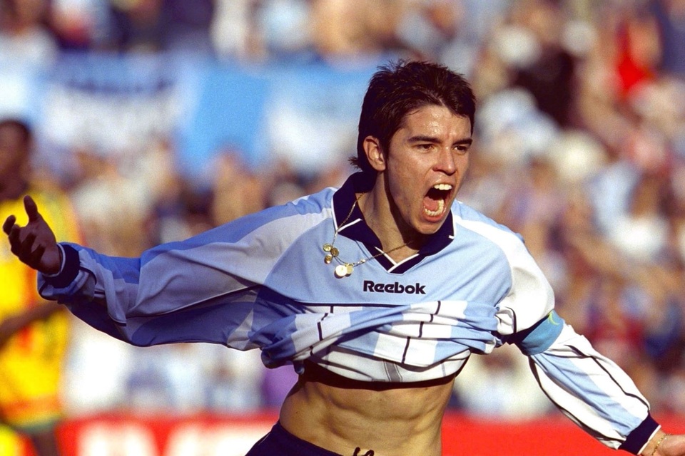 Số phận những Maradona mới: Kẻ lên đỉnh cao, người xuống vực sâu - 11 Số phận những Maradona mới: Kẻ lên đỉnh cao, người xuống vực sâu - 11
