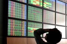 Chứng khoán vắng khách, giới đầu tư bắt đầu ngán ngẩm