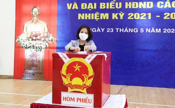 Bí thư Tỉnh ủy và Chủ tịch tỉnh Bắc Ninh dự khai mạc, bỏ phiếu bầu cử tại thành phố Bắc Ninh - Ảnh 4.