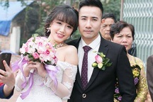 "Hot girl bằng giỏi Ngoại thương" Ngân Búng bất ngờ lên xe hoa