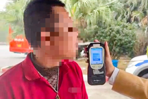 Lái xe khách 40 chỗ có độ cồn "kịch khung" trên cao tốc Nội Bài - Lào Cai