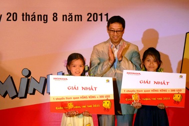 Độc đáo ô tô thức tỉnh thần kinh của “nhà phát minh” nhí