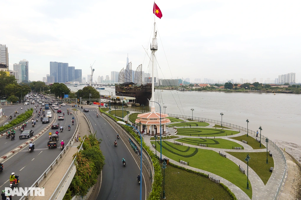 TPHCM lên phương án khai thác cầu tàu công viên bến Bạch Đằng và Ba Son - 1