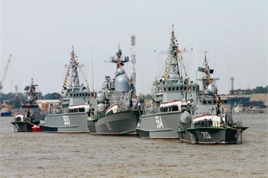 Uy lực đội tàu "phân bổ sát thương" của Nga