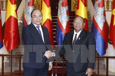 Thủ tướng Nguyễn Xuân Phúc tiếp Chủ tịch Quốc hội Campuchia