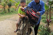 Ước mơ của cháu bé bị cha đốt khi đang ngủ