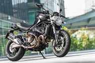 Ducati ra mắt Monster 821 hoàn toàn mới