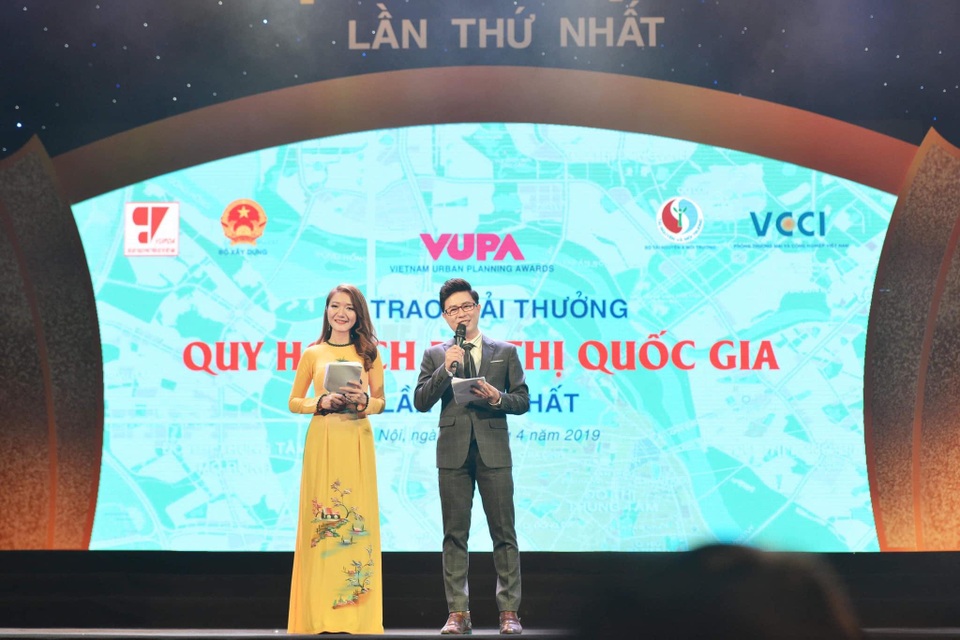 MC Vân Anh kể về những sự cố “nhớ đời” trong 11 năm làm báo - 3 MC Vân Anh kể về những sự cố “nhớ đời” trong 11 năm làm báo - 3