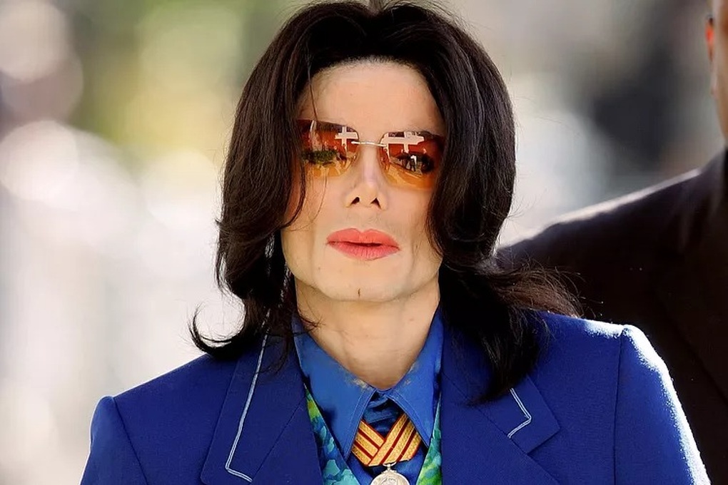 Các con Michael Jackson phải sống tằn tiện, không rủng rỉnh như vẫn tưởng - 1 Các con Michael Jackson phải sống tằn tiện, không rủng rỉnh như vẫn tưởng - 1