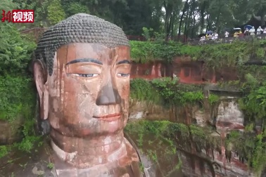 Bức tượng Phật bằng đá lớn nhất thế giới- Lạc Sơn Đại Phật