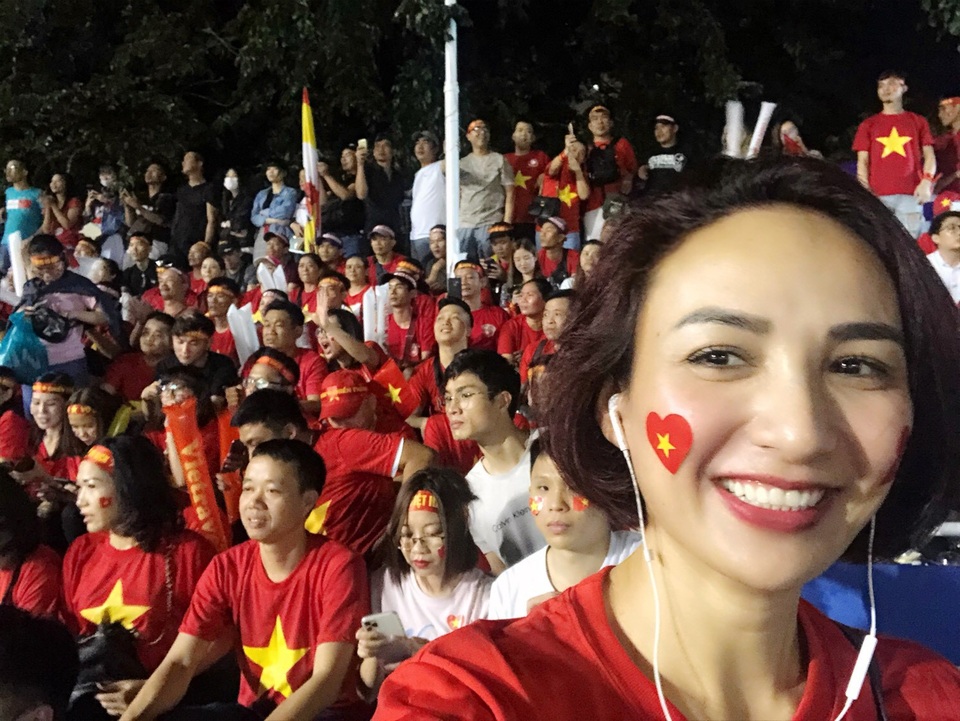 Sao Việt vỡ oà trước chiến thắng của U22 Việt Nam tại SEA Games 30 - 2 Sao Việt vỡ oà trước chiến thắng của U22 Việt Nam tại SEA Games 30 - 2