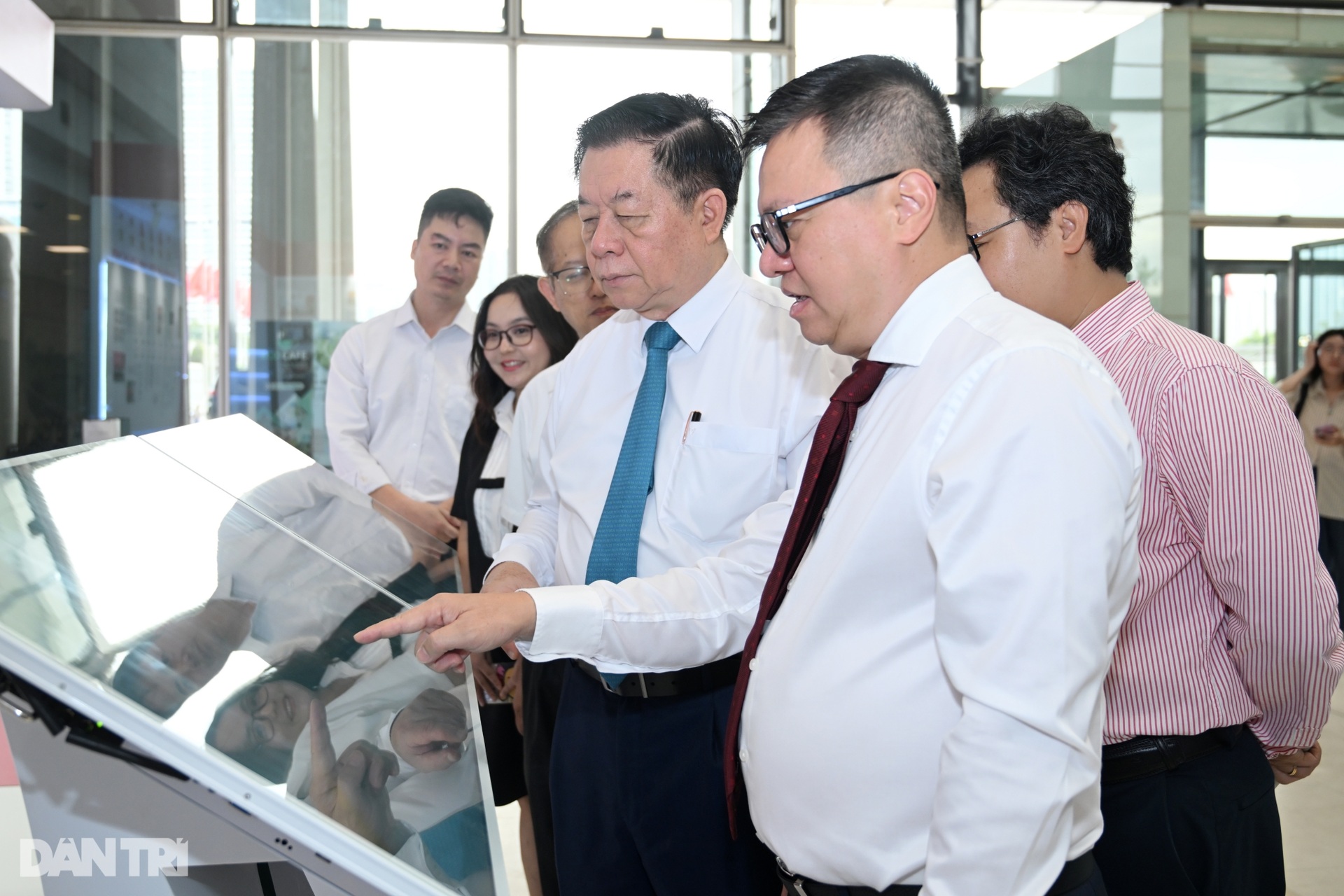 Toàn cảnh Lễ khai mạc Hội báo toàn quốc 2025 - 9 Toàn cảnh Lễ khai mạc Hội báo toàn quốc 2025 - 9