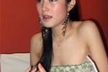 Xác định lại giới tính: Luật Việt sẽ thoáng hơn…?