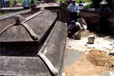 Mộ danh tướng Nguyễn Tri Phương bị đào bới