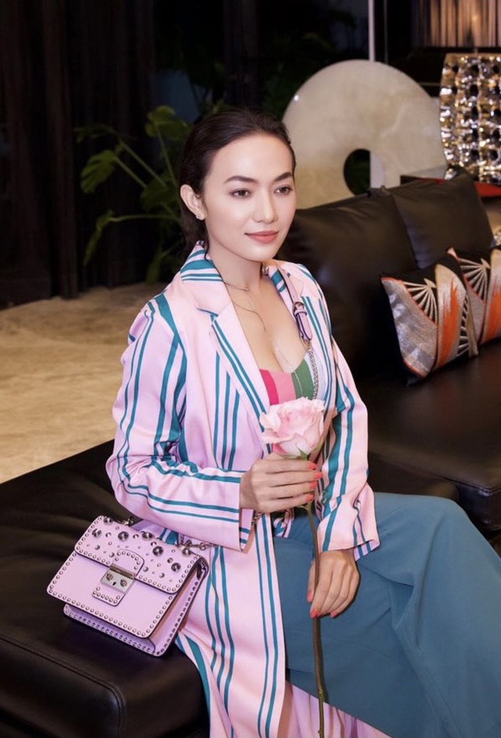 Gặp lại Tina Tình sau 6 năm ở ẩn, làm rõ tin đồn bị đồng nghiệp chơi xấu - 3 Gặp lại Tina Tình sau 6 năm ở ẩn, làm rõ tin đồn bị đồng nghiệp chơi xấu - 3