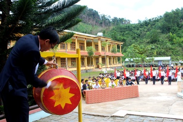 Quảng Nam: Học sinh tựu trường ngày 28/8