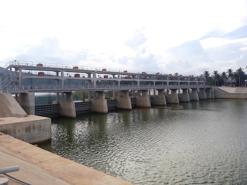 Bình Định khánh thành đập ngăn mặn hơn 200 tỷ đồng - 3 Bình Định khánh thành đập ngăn mặn hơn 200 tỷ đồng - 3